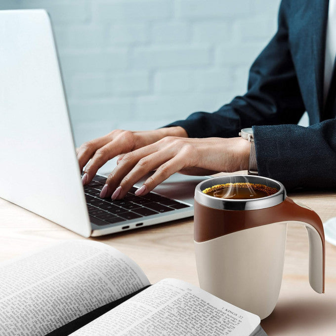 Tasse a mélange électrique