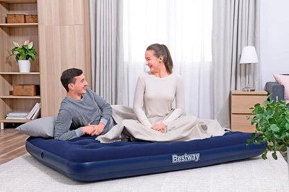 Matelas gonflable 2 place + Pompe électrique offerte