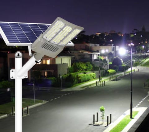 Lampadaire solaire Révolutionnaire de 2000W de panneaux solaires